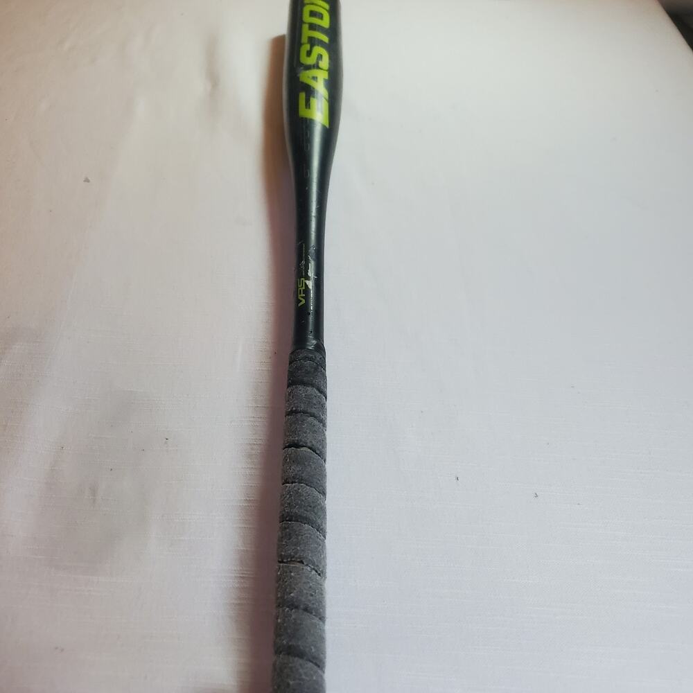 Easton Magnum Little League Youth Baseball Bat 29 in 19 oz -10 Model YB3 Black